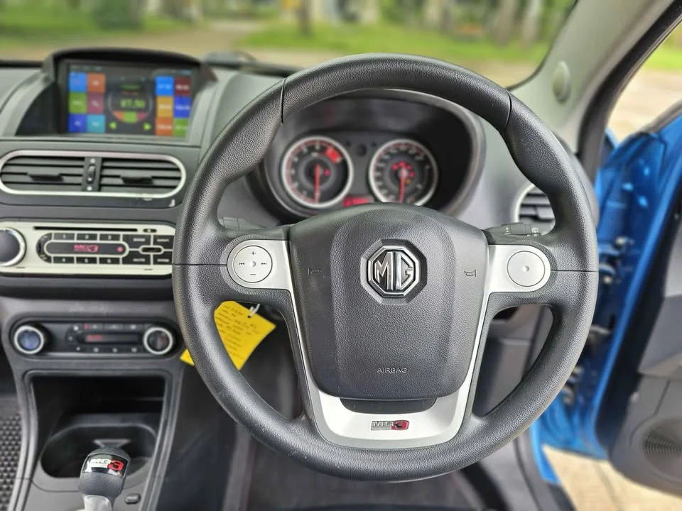 2017 MG 3 II 3