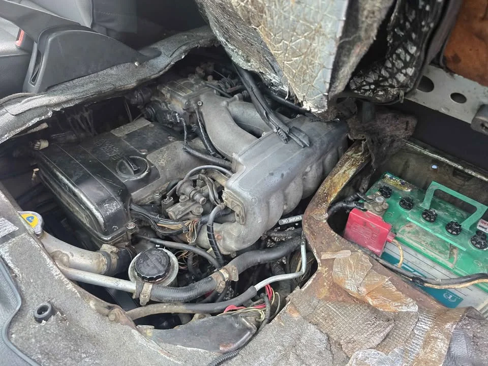 2001 Toyota Commuter IV (H100) 3