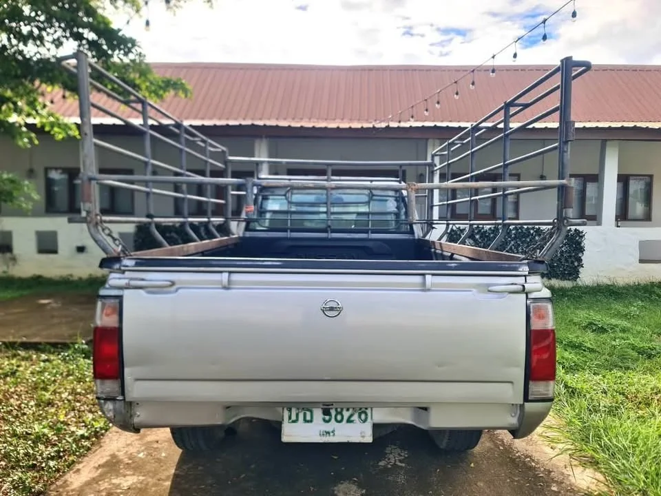 2007 Nissan Frontier I 2