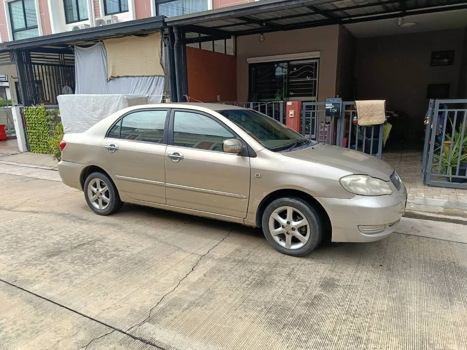 2007 Toyota Corolla Altis IX (E120) 3