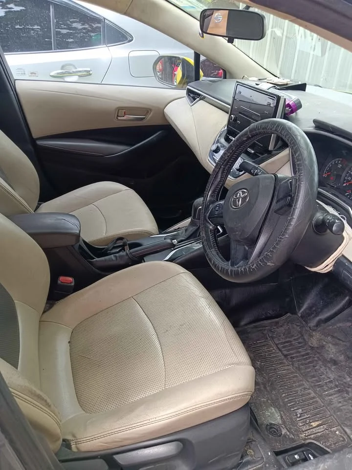 2019 Toyota Corolla Altis XII (E210) 3