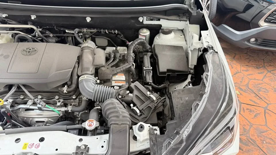 2025 Toyota Yaris Cross AC200 2