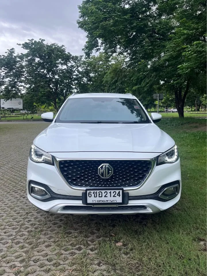 2019 MG HS 3