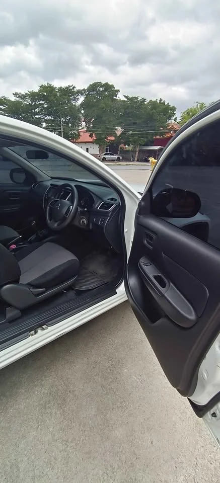2020 Mitsubishi Triton V 2