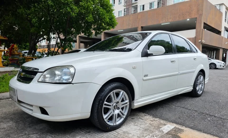 2005 Chevrolet Optra 2