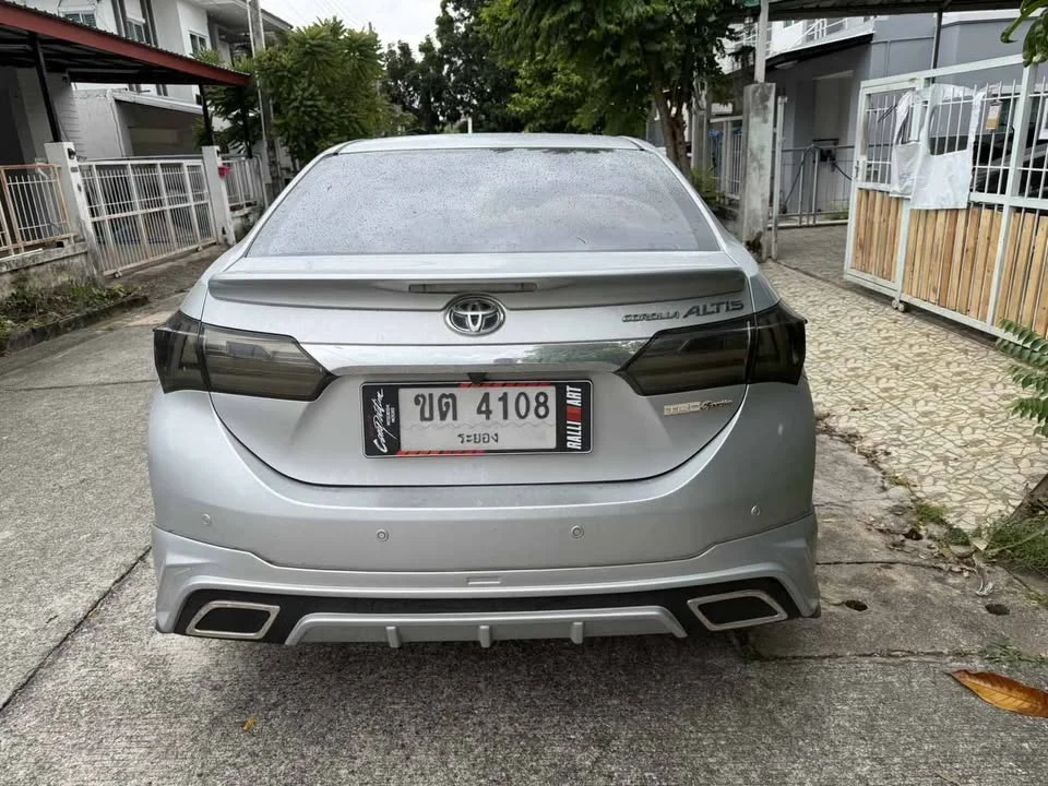 2015 Toyota Corolla Altis XI (E170) 2