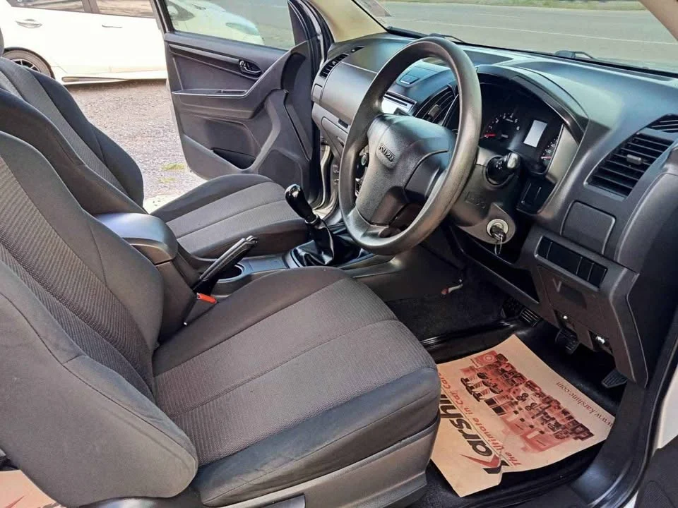 2012 Isuzu D-Max II (RT) 3