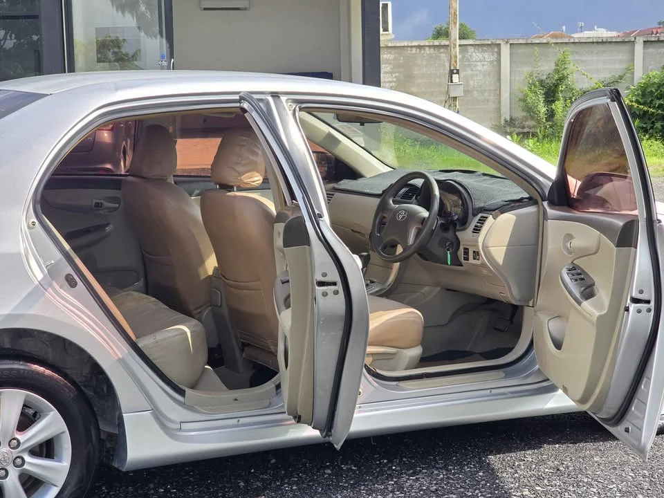 2008 Toyota Corolla Altis X (E140) 3