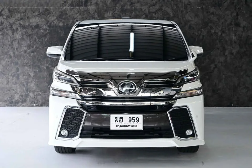 2017 Toyota Alphard, Vellfire III (AH30) 3