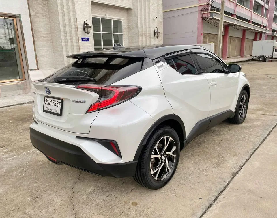 2022 Toyota C-HR I 3