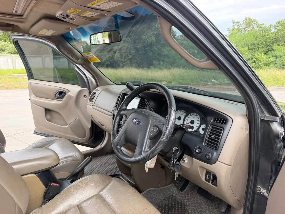 2005 Ford Escape I 2