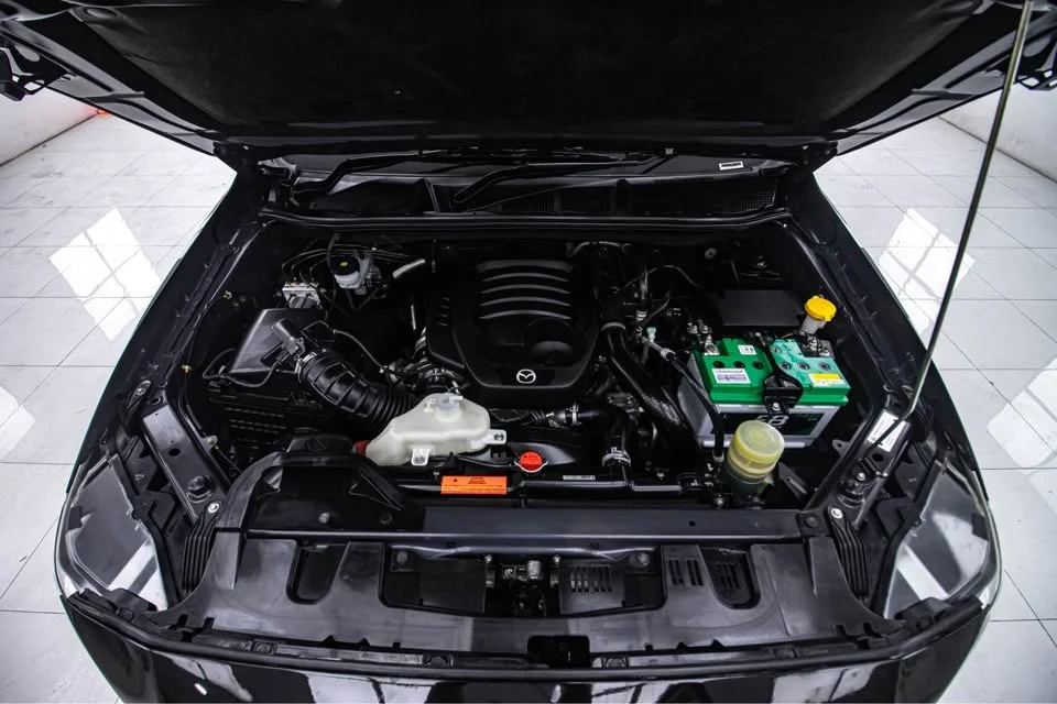 2023 Mazda BT-Series III 2