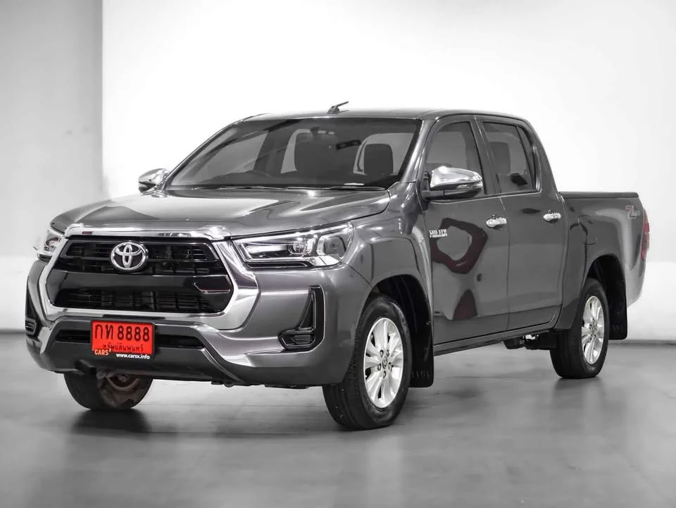 2022 Toyota Hilux VIII 2