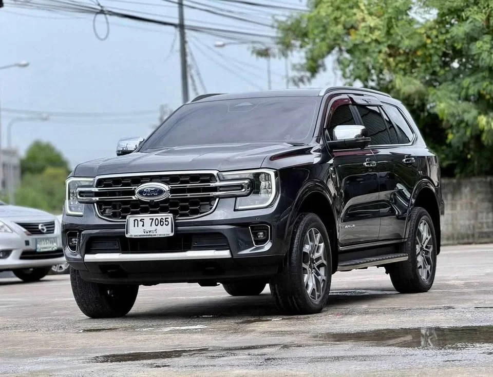 2022 Ford Everest III 3