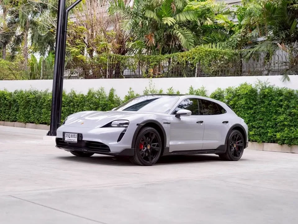 2022 Porsche Taycan 9J1 2