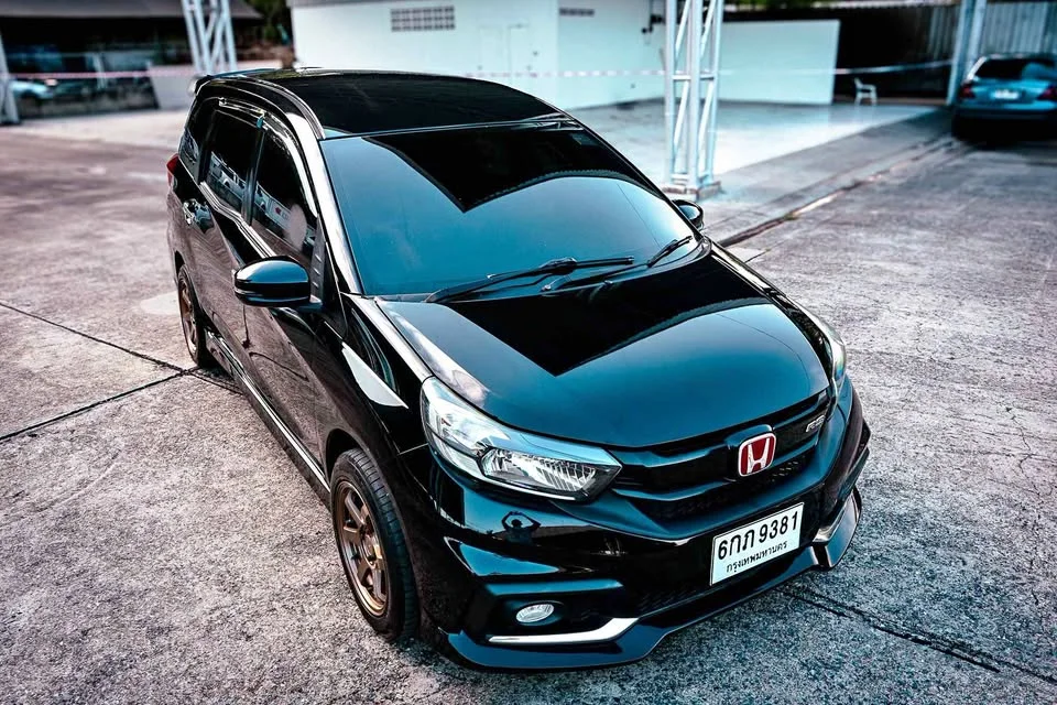 2017 Honda Mobilio II 3