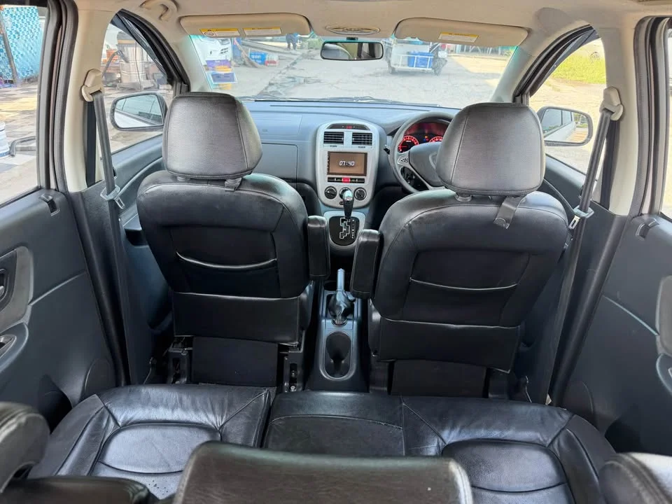 2011 Proton Exora 2