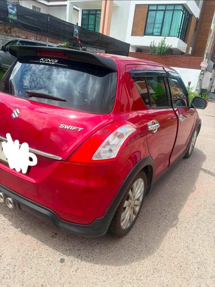 2013 Suzuki Swift II 2