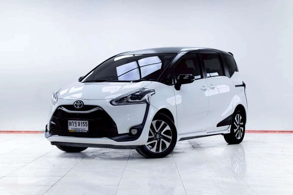 2019 Toyota Sienta II 2