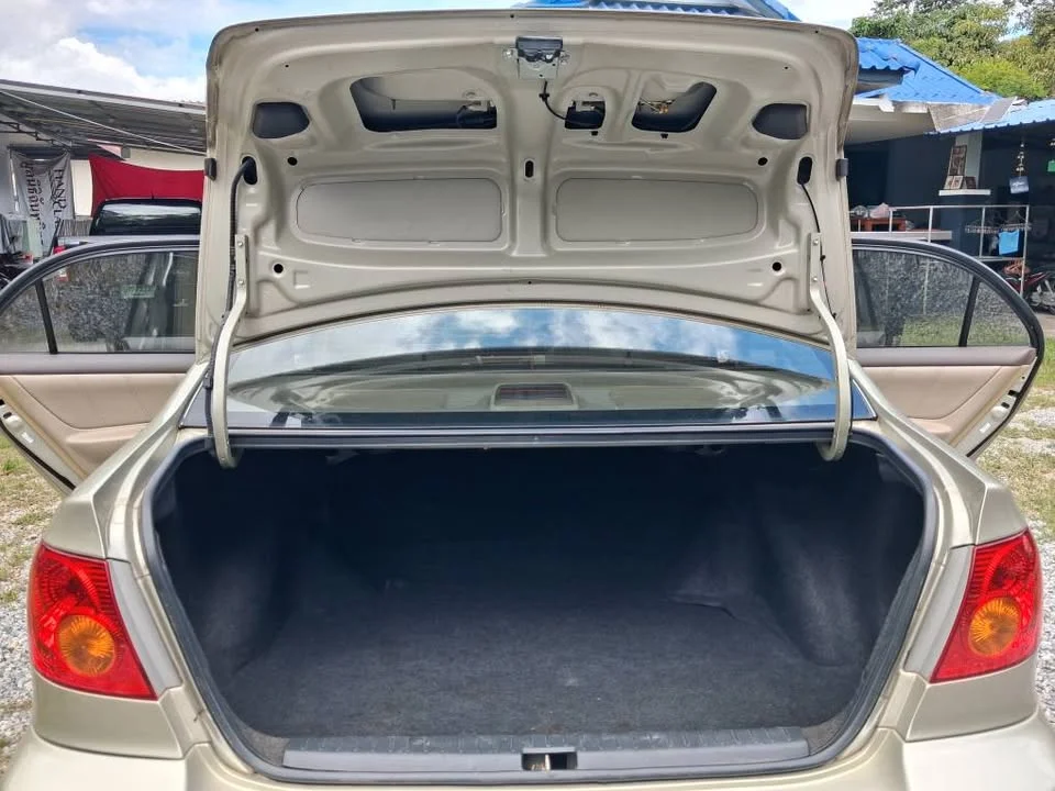 2001 Toyota Corolla Altis IX (E120) 2