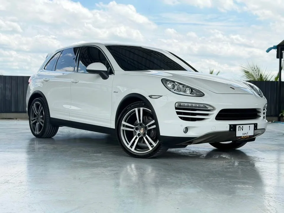 2013 Porsche Cayenne II 3