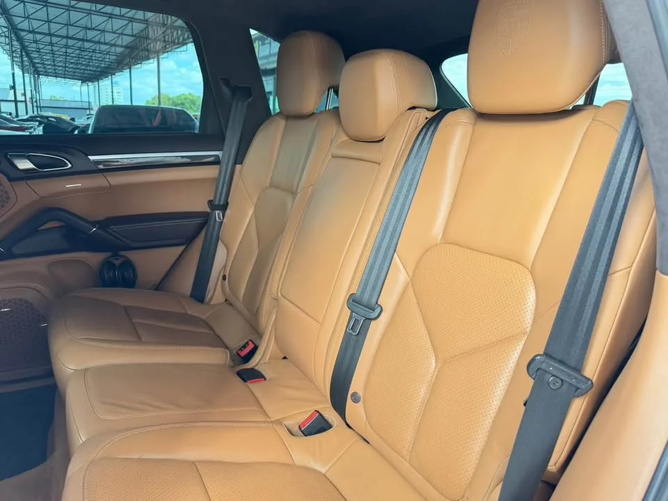 2013 Porsche Cayenne II 2