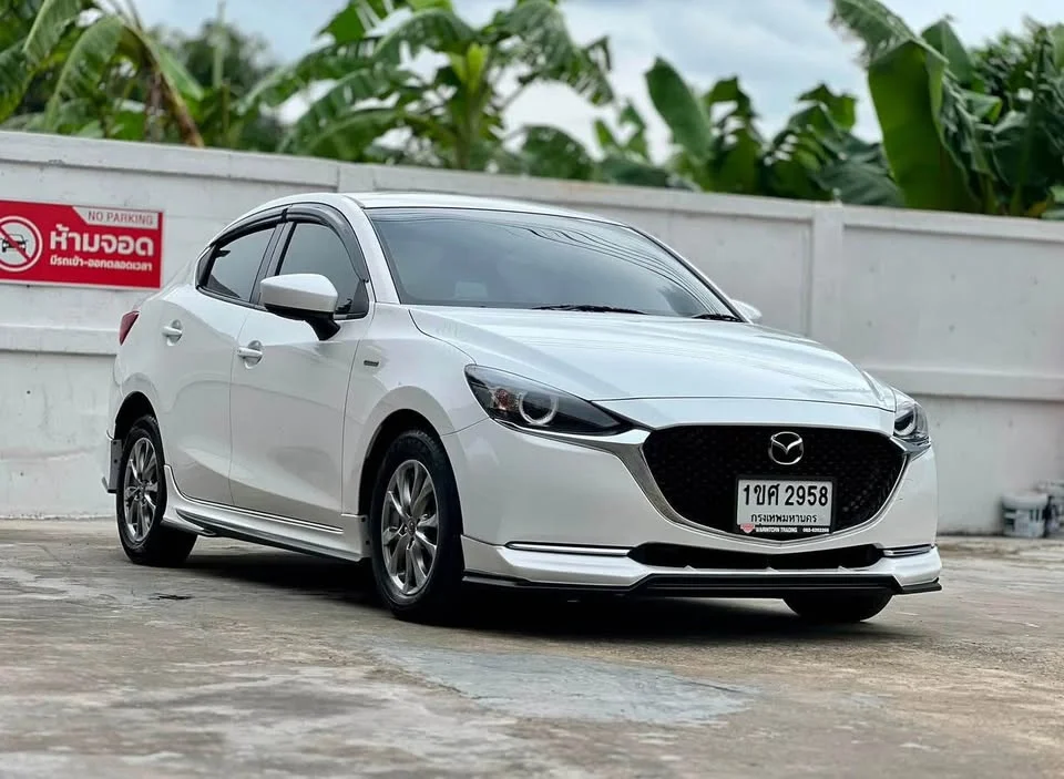 2020 Mazda 2 III 2