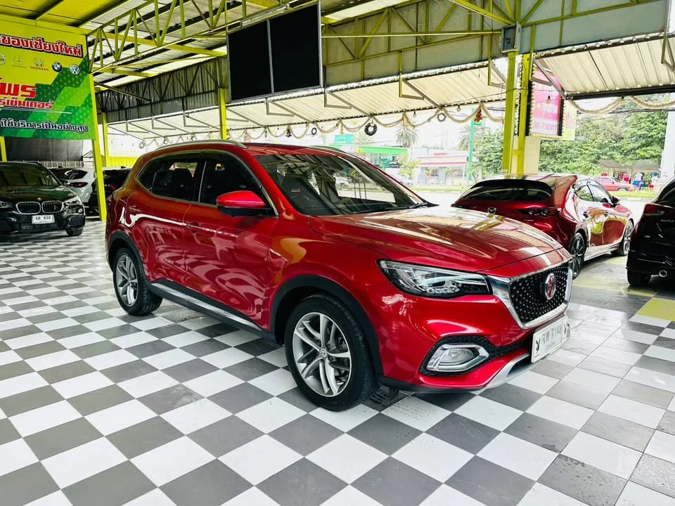2019 MG HS 3
