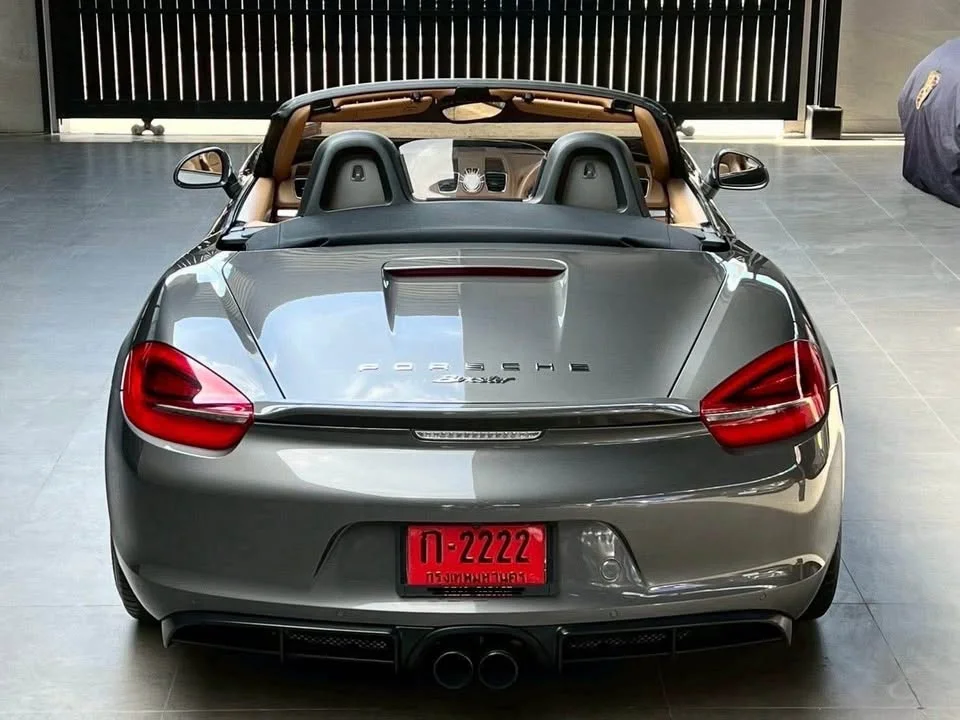 2014 Porsche Boxster and Cayman III 3