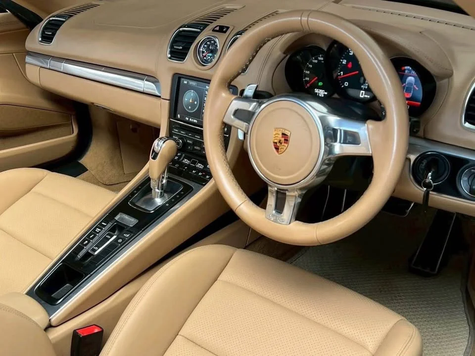 2014 Porsche Boxster and Cayman III 2