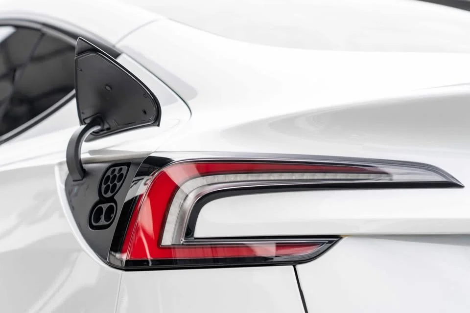 2024 Tesla Model 3 2