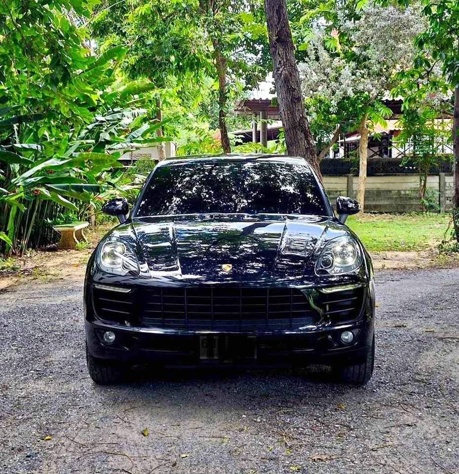 2016 Porsche Macan I 2