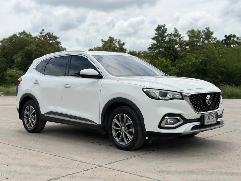 2020 MG HS 2