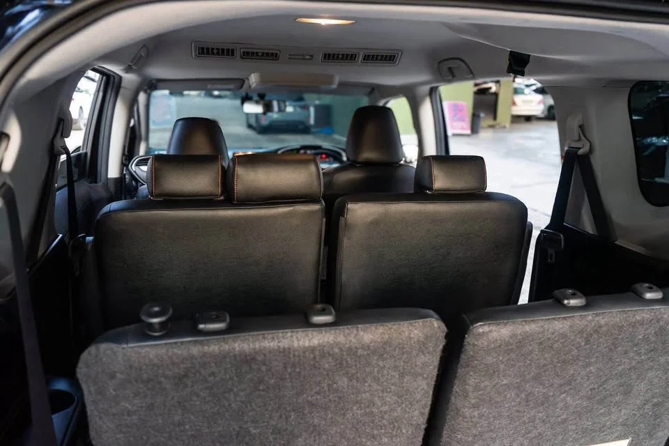 2019 Toyota Sienta II 3