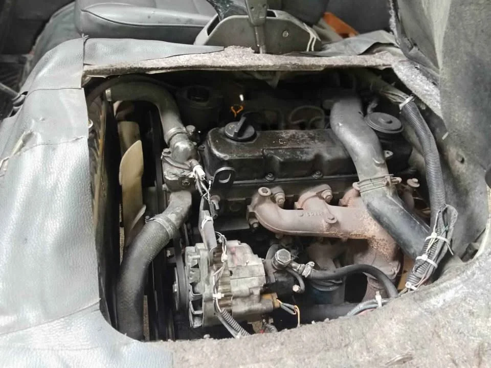 1995 Nissan Urvan IV (E24) 2