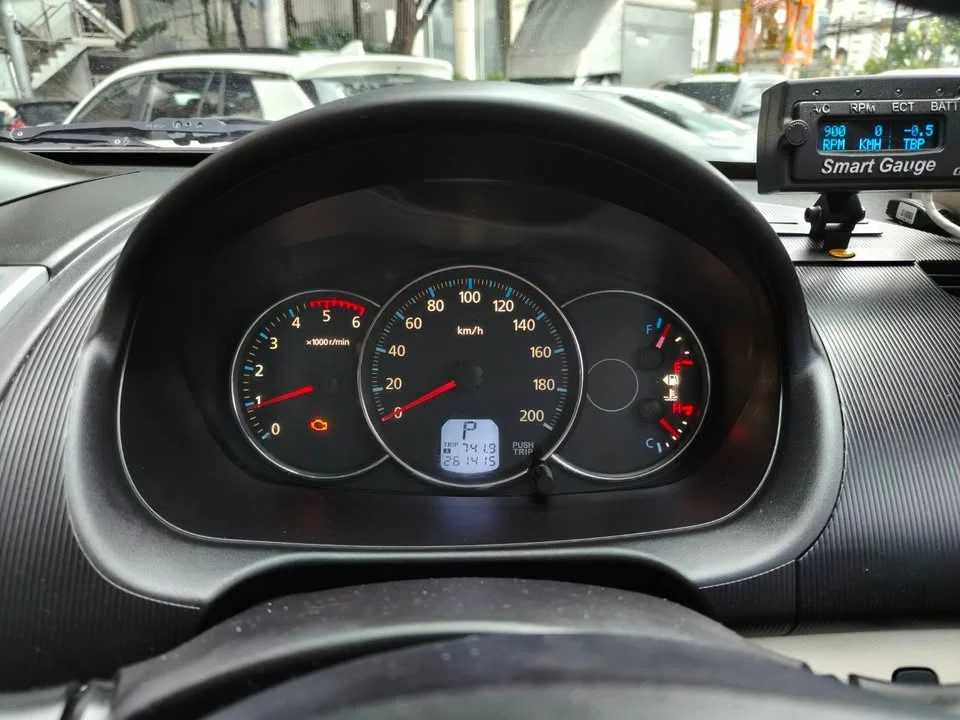 2012 Mitsubishi Pajero Sport II 2