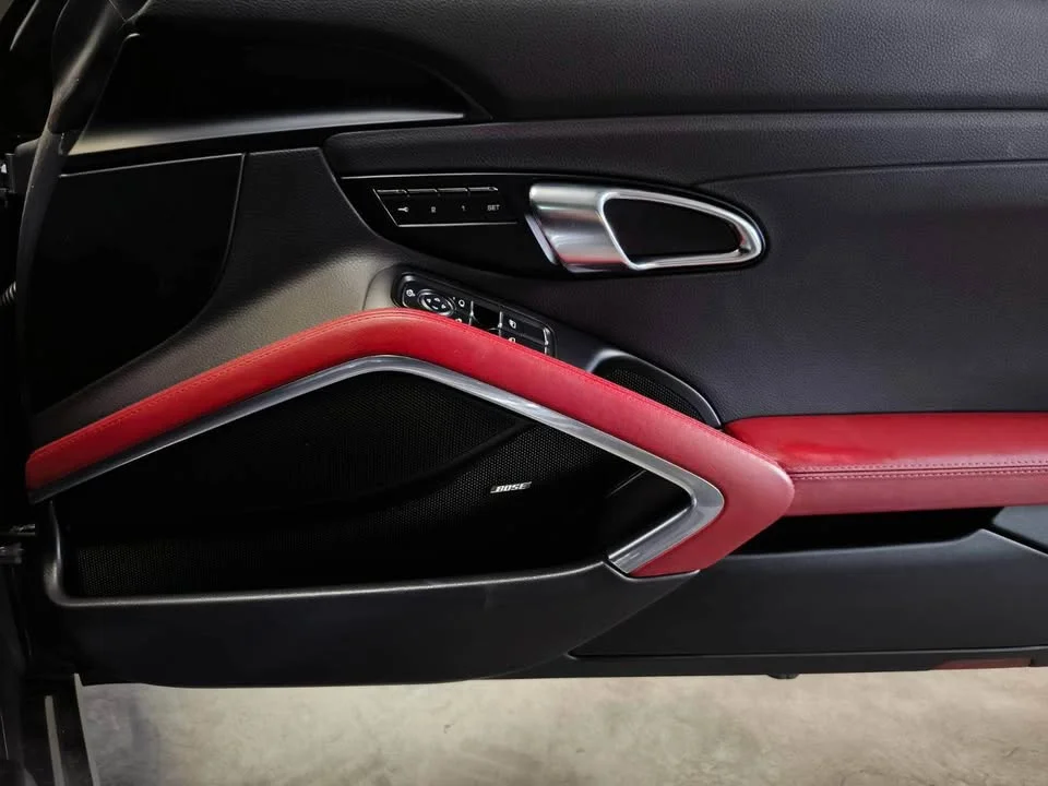 2018 Porsche 718 Boxster and Cayman IV 3