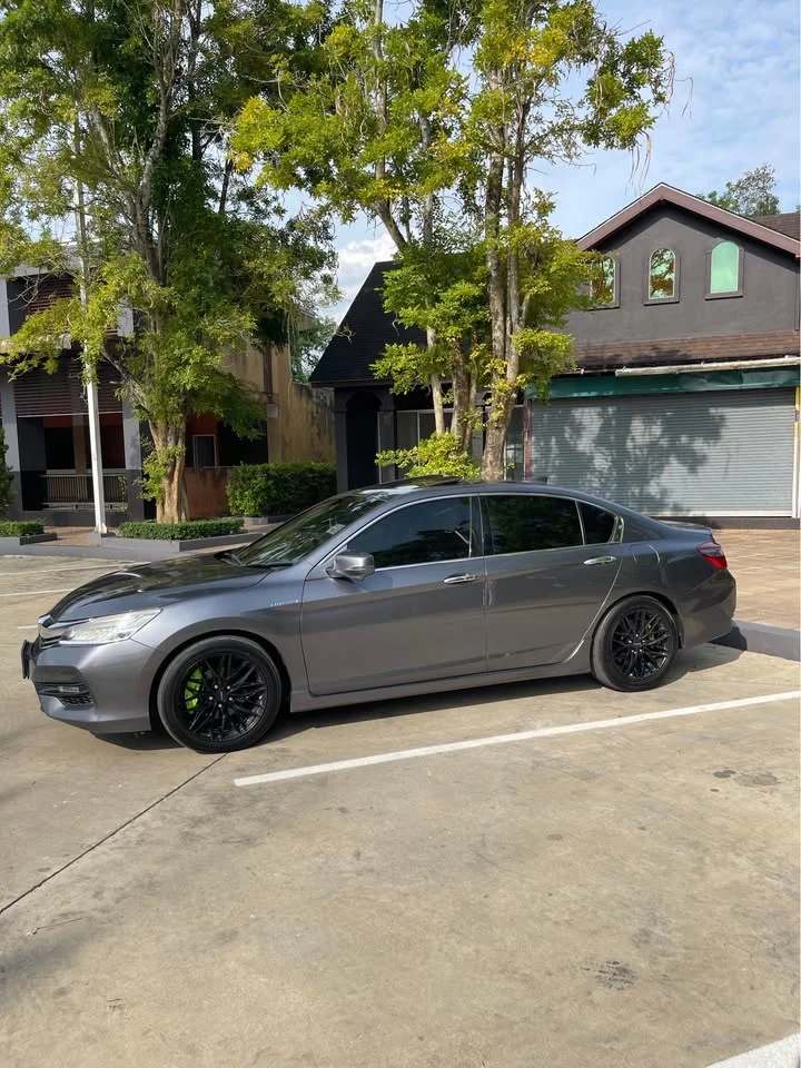 2018 Honda Accord IX 3