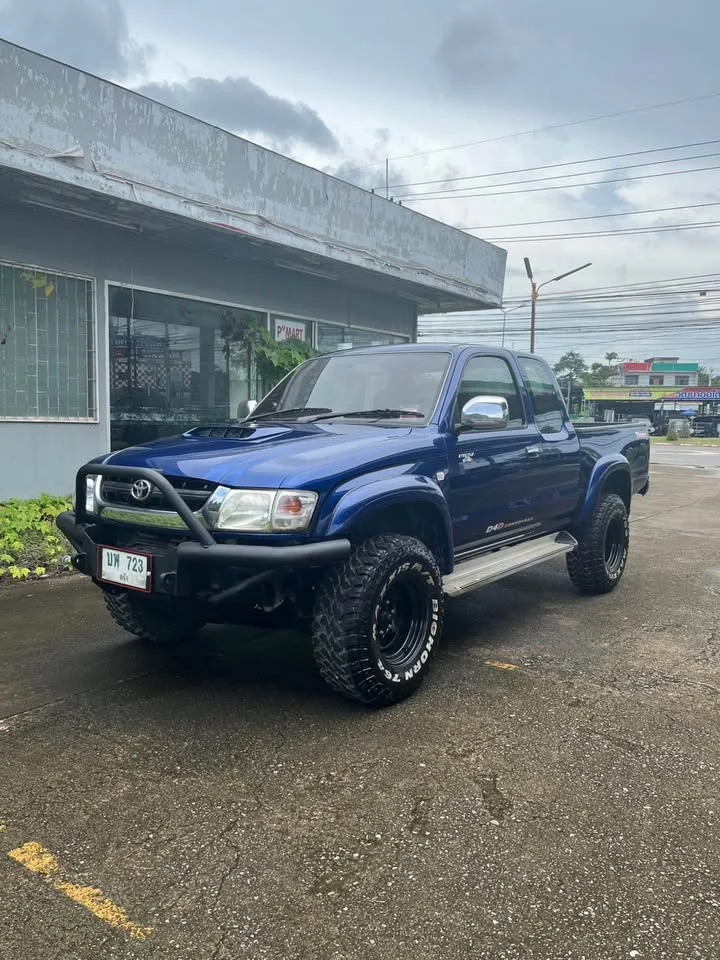 2003 Toyota Hilux Tiger VI 2