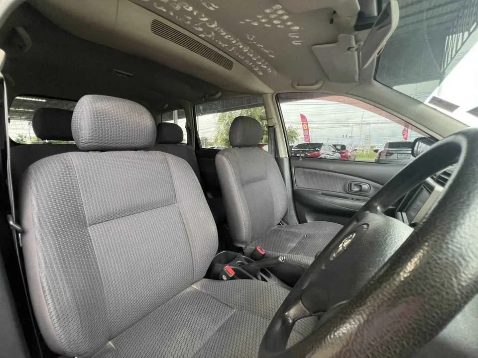 2005 Toyota Avanza I 2