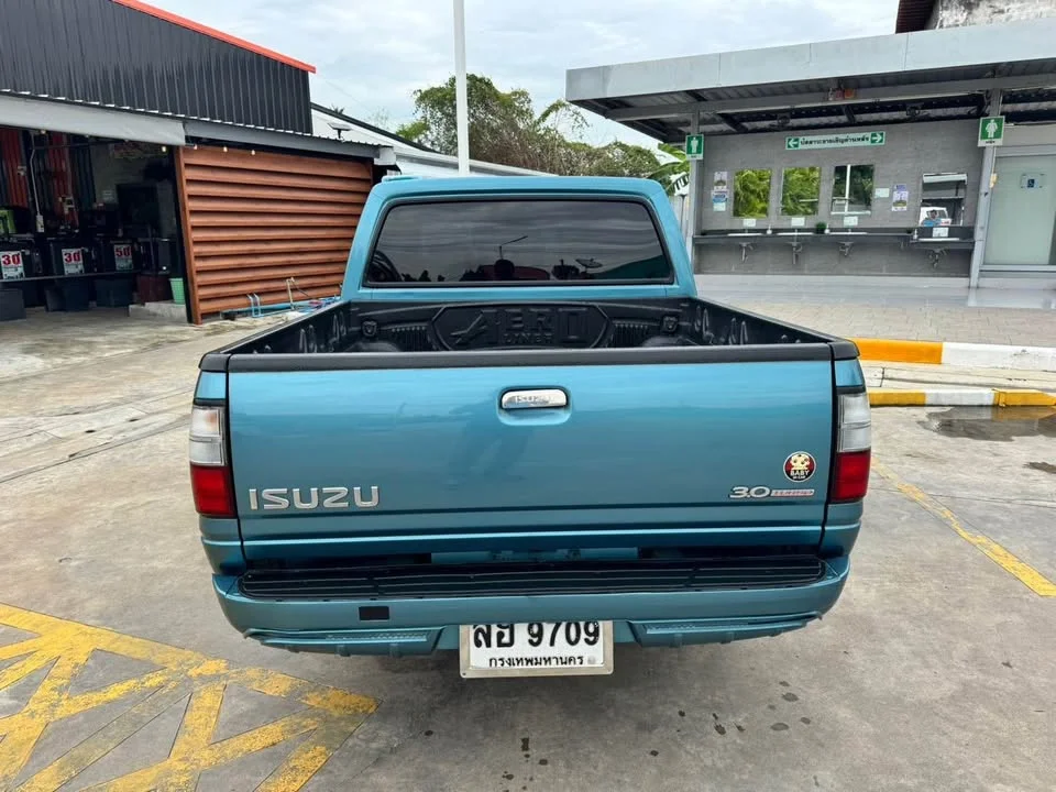 2001 Isuzu Faster Dragon Eyes III 3