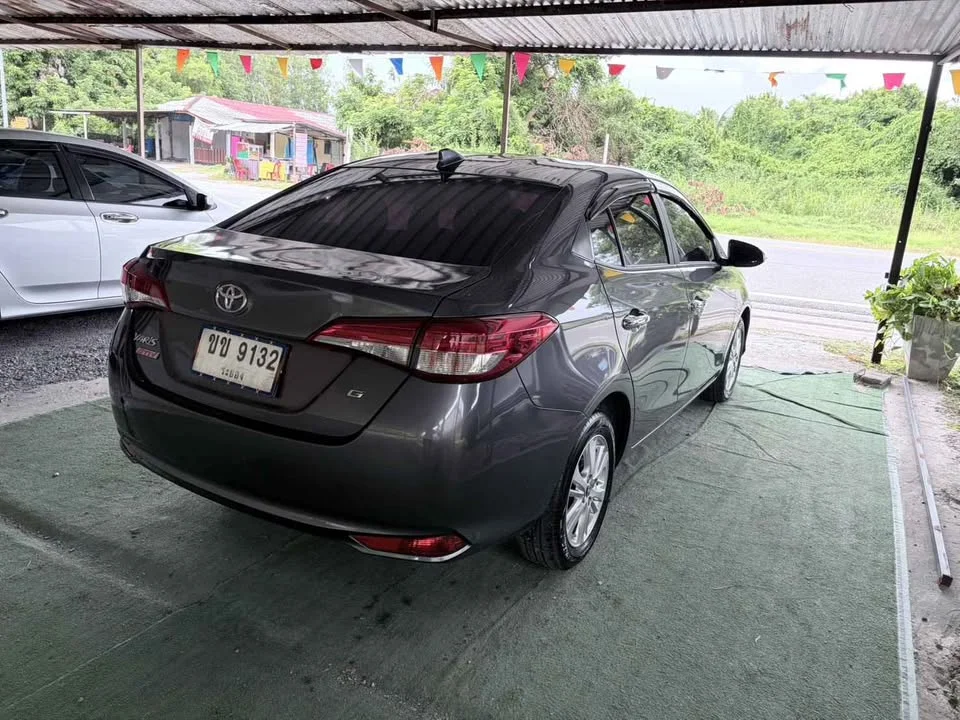 2017 Toyota Yaris ATIV III 3