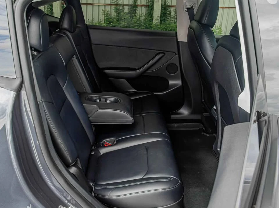 2023 Tesla Model Y 3