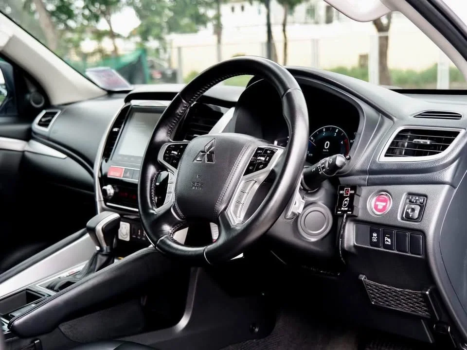 2023 Mitsubishi Pajero Sport III 3