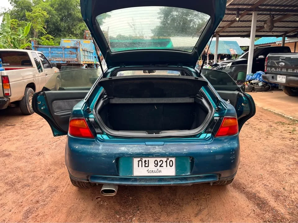 1996 Mazda 323 VII 3