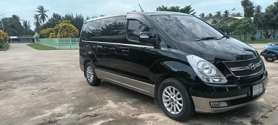 2010 Hyundai H-1 II 3