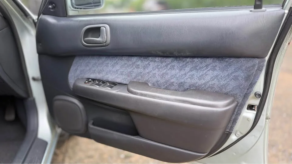 1998 Toyota Corolla Altis VIII (E110) 3