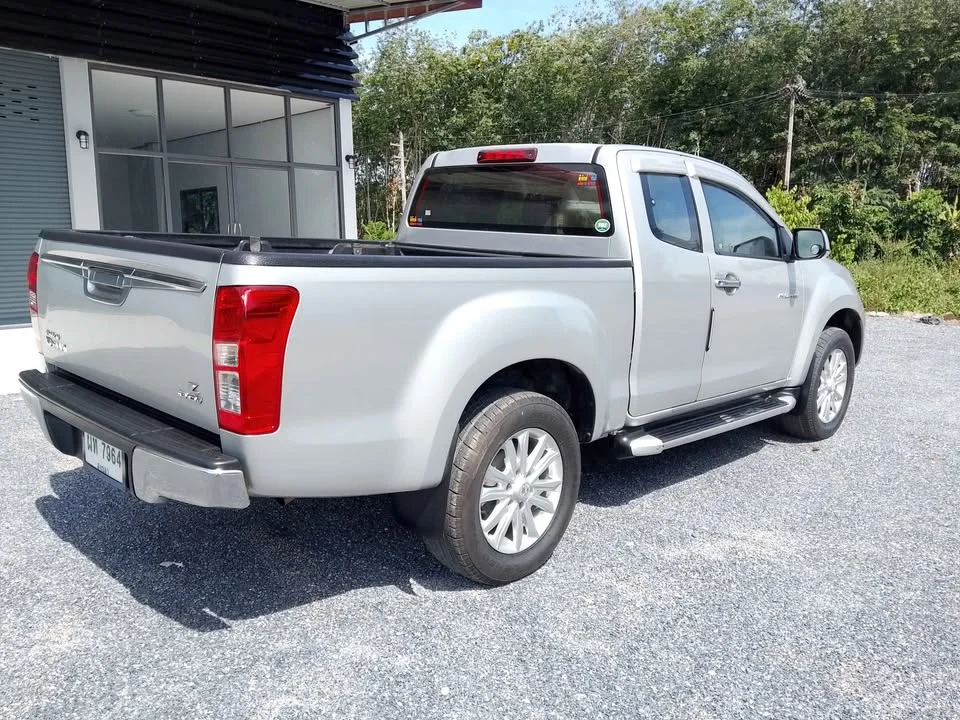 2016 Isuzu D-Max II (RT) 3