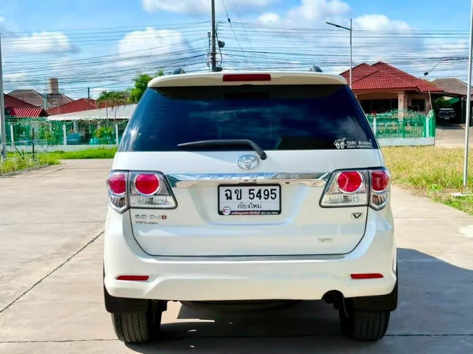 2013 Toyota Fortuner I 2
