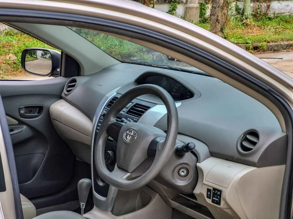 2010 Toyota Vios II 3